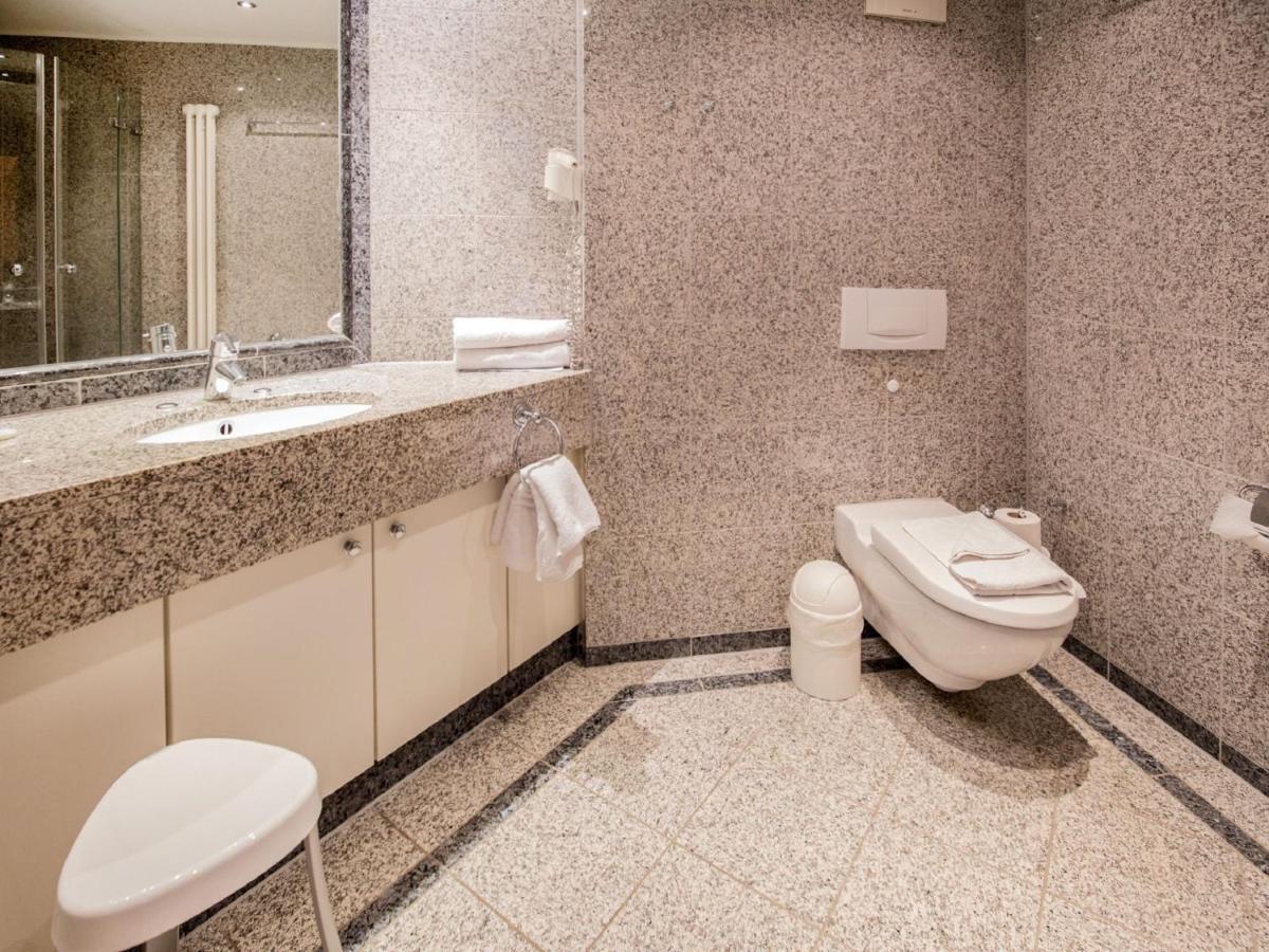 Apartment Komfort Mit 1 Schlafzimmer Und Balkon Im Dachgeschoss 270