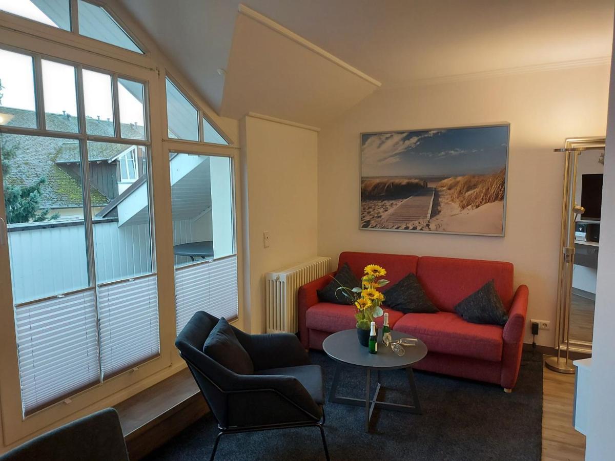 Komfort Mit 1 Schlafzimmer Und Balkon Im Dachgeschoss 270 Ostseebad Binz
