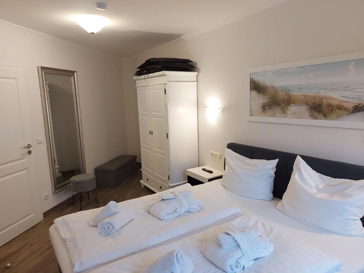 Komfort Mit 1 Schlafzimmer Und Balkon Im Dachgeschoss 270 * Ostseebad Binz